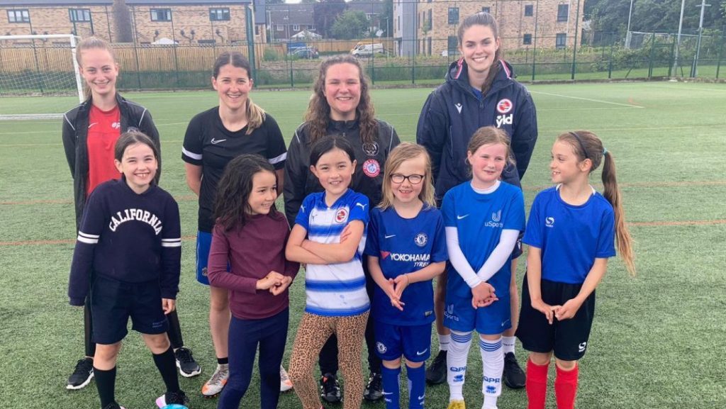 Emma Harries drops in on the Berks County Wildcats session. Photo: Abi Ticehurst