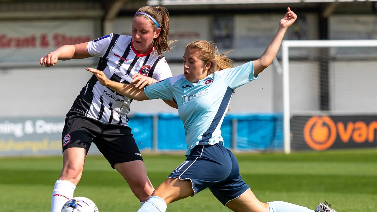 Sarah Thompson. Photo: Darren Woolley / darrenwoolley.photos