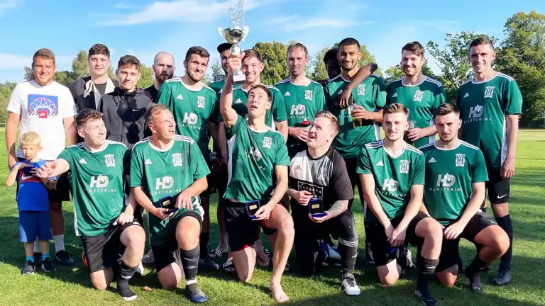 Woodley Saints with the Senior Sultan Balti Cup. Photo: Andrew Batt.