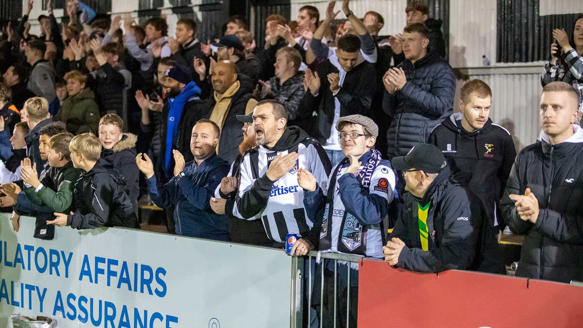 Maidenhead United fans at the home fixture with Wrexham. Photo: Darren Woolley / darrenwoolley.photos