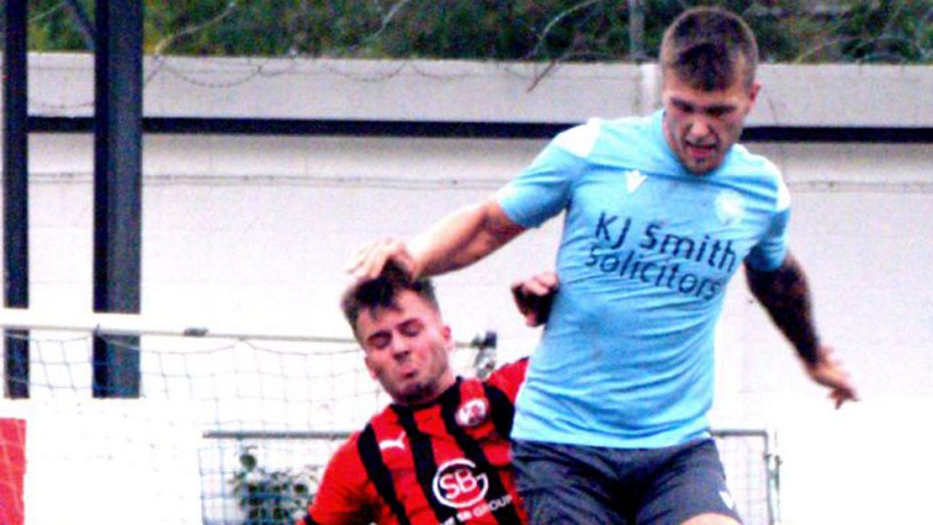 Woodley United's Ben Anderson. Photo: Peter Toft.