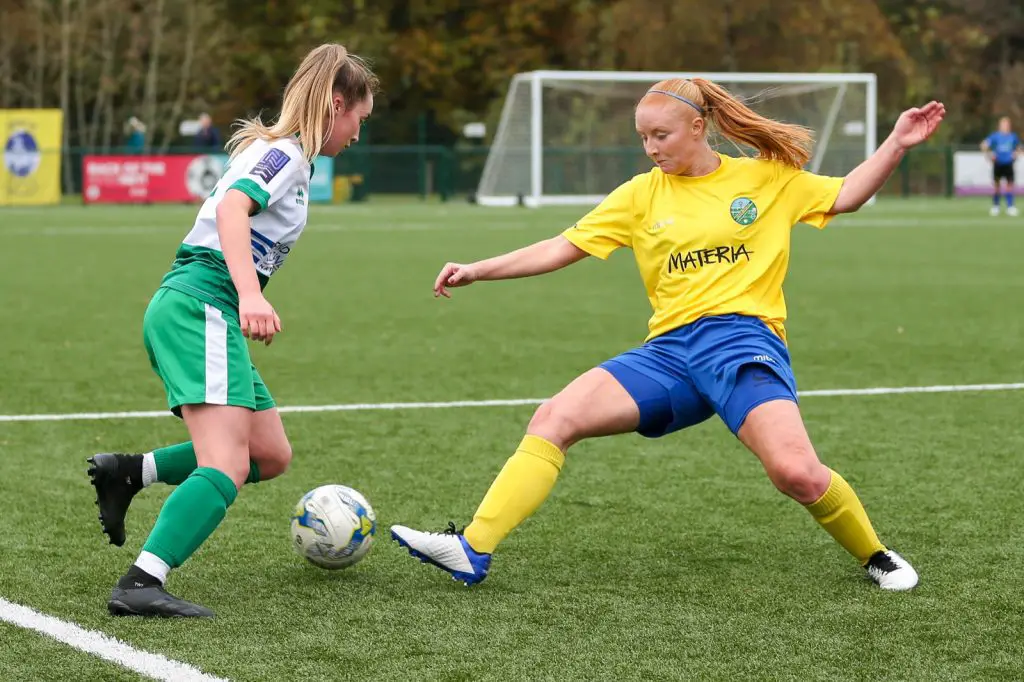Lauren Townsend in action for Ascot United Ladies in the Vitality Women's FA Cup Photo: Neil Graham