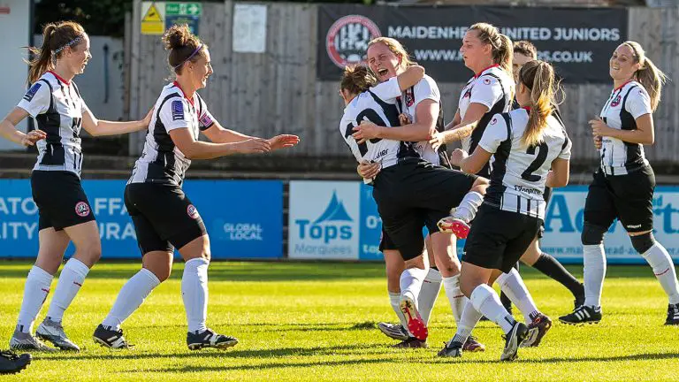 FA Women’s National League Plate match between Maidenhead United and QPR at York Road. Photo Darren Woolley