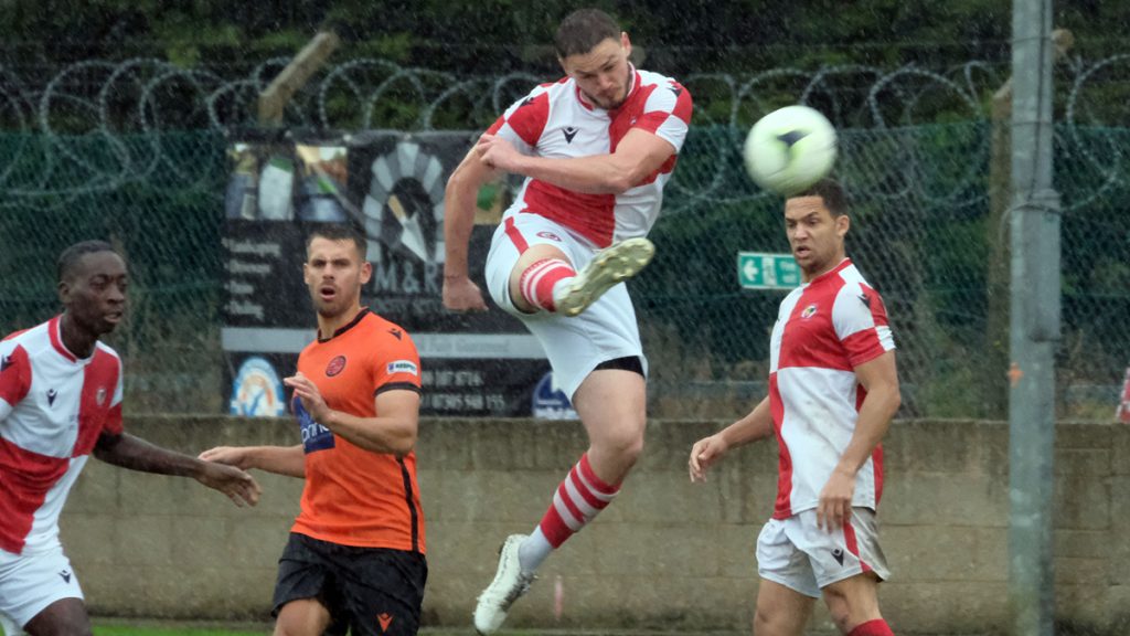 Action from Southall vs Wokingham & Emmbrook. Photo: Andrew Batt.