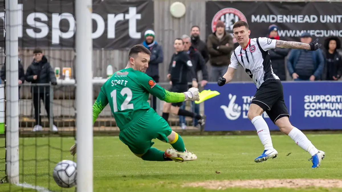 Maidenhead United vs Altrincham