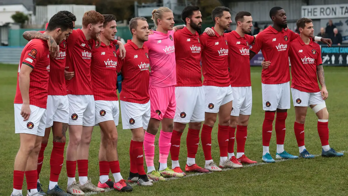Ebbsfleet United line up at Hungerford Town. Photo: Jeff Youd.