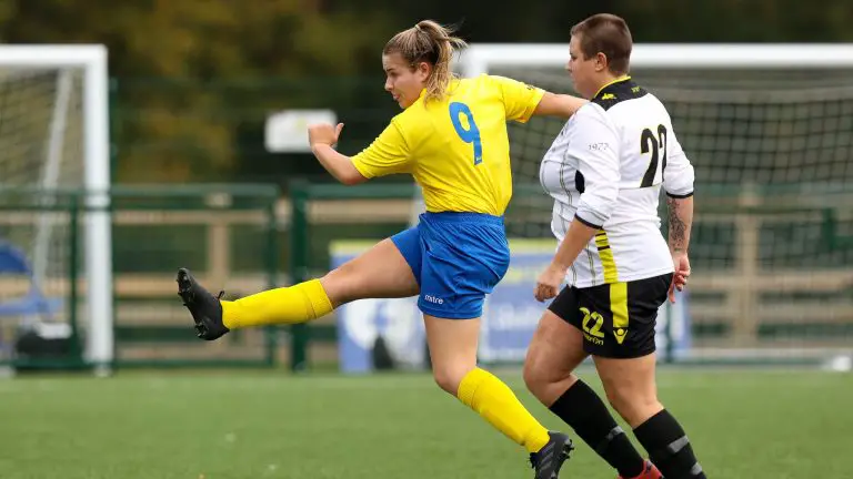 Freya Jenkins for Ascot United. Photo: Richard Claypole