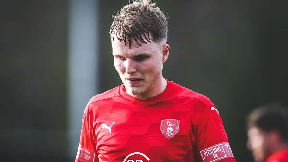 Bracknell Town's George Knight. Photo: Neil Graham.