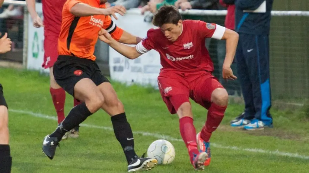 Seb Bowerman in action for Binfield against Wokingham & Emmbrook. Photo: Colin Byers.