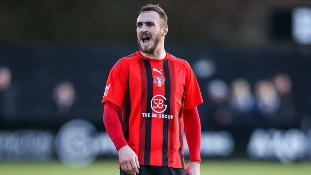 Bracknell Town striker Ben Harris. Photo: Neil Graham.