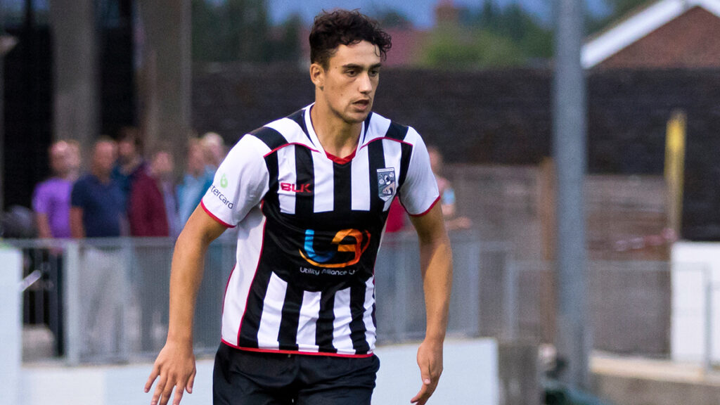 Max Kilman playing for Maidenhead United. Photo: Mick Vogel.