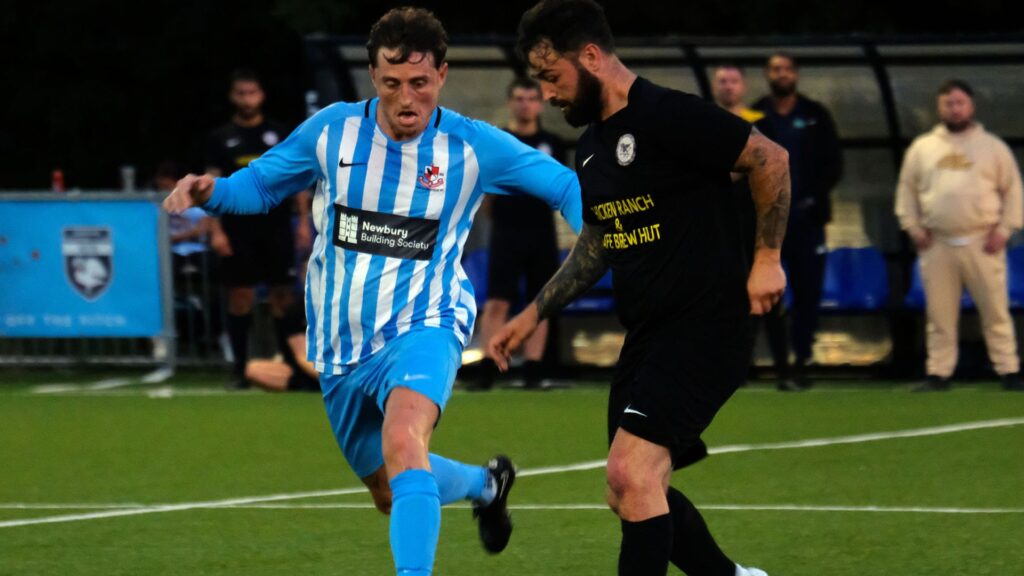 Finchampstead in action. Photo: Andrew Batt.