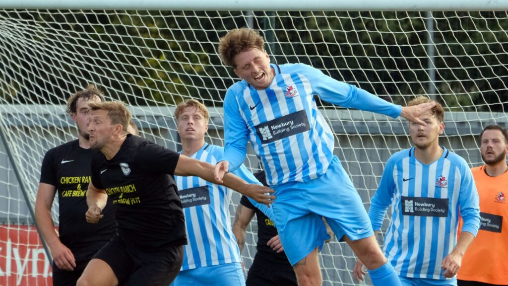 Finchampstead in action. Photo: Andrew Batt.