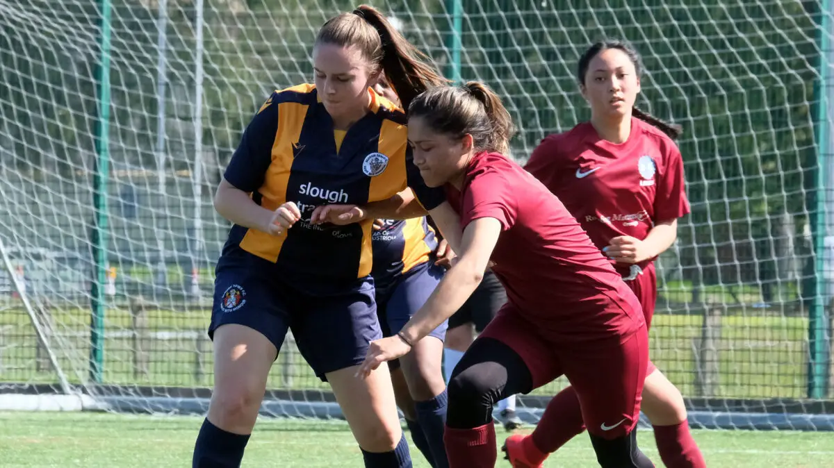 Alice Heady for Slough Town (Photo Andrew Batt)