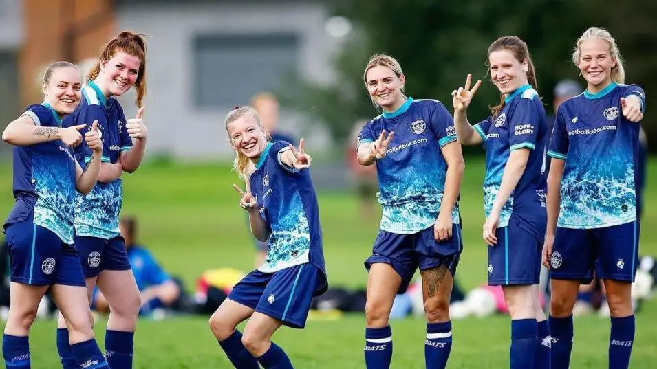 Caversham United Women (Andy Wicks Photography)