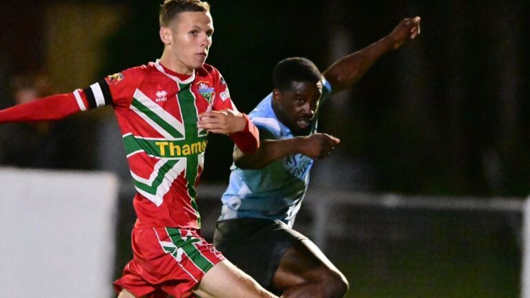 Enow Ojong scores for Woodley United. Photo: Rob Mellor.