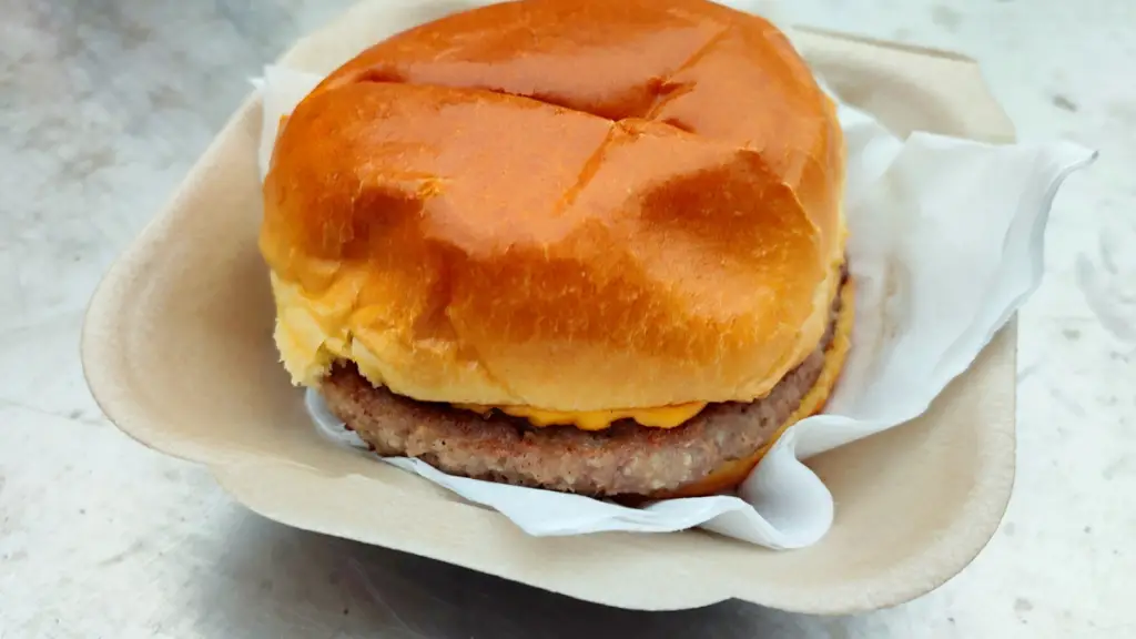 Quarter Pounder cheese burger at Burnham.