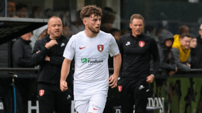 Action from Bracknell Town. Photo: John Leakey.