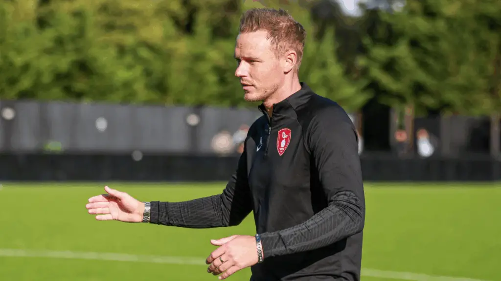 Bracknell Town manager Matthew Saunders. Photo: John Leakey.