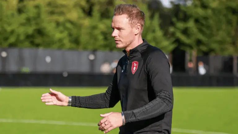 Bracknell Town manager Matthew Saunders. Photo: John Leakey.