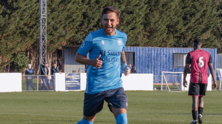 Harvey Collins scores for Woodley United. Photo: Trevor Smith / Instagram @trevsphotos1