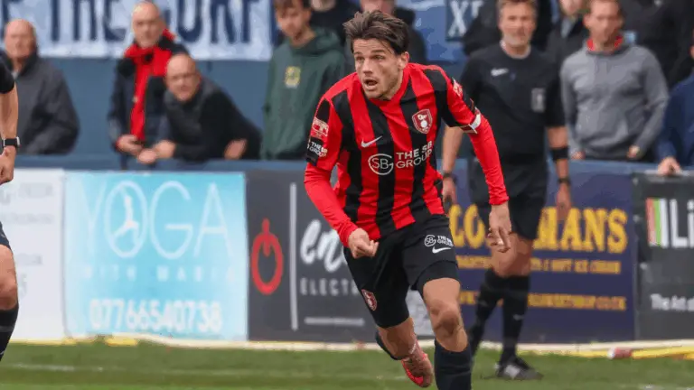 Seb Bowerman on the ball. Photo: John Leakey.