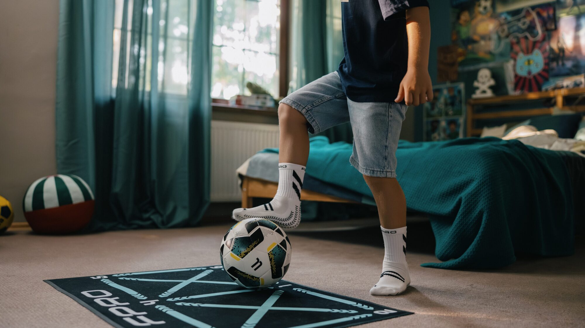 As Black Friday and Christmas shopping begin, FPRO the gamified football-training platform built by UEFA-qualified coaches has launched its biggest UK sale yet, with up to 70% off its training bundles.