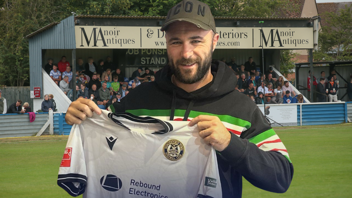 Charlie Austin signs for Hungerford Town.