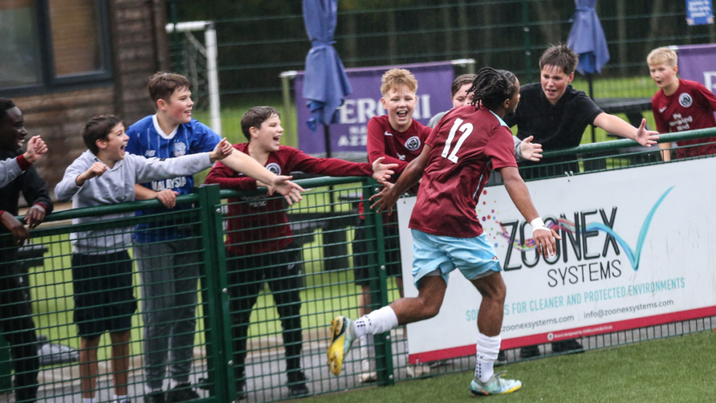 Shaquille Johnson celebrates with the Berks County fans. Photo: Charlee Bradbury.