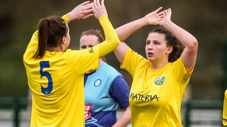 Ascot United's Darcey Young. Photo: Neil Graham.