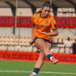 Amber Saunders converts her penalty. Photo: Cameron Webb.