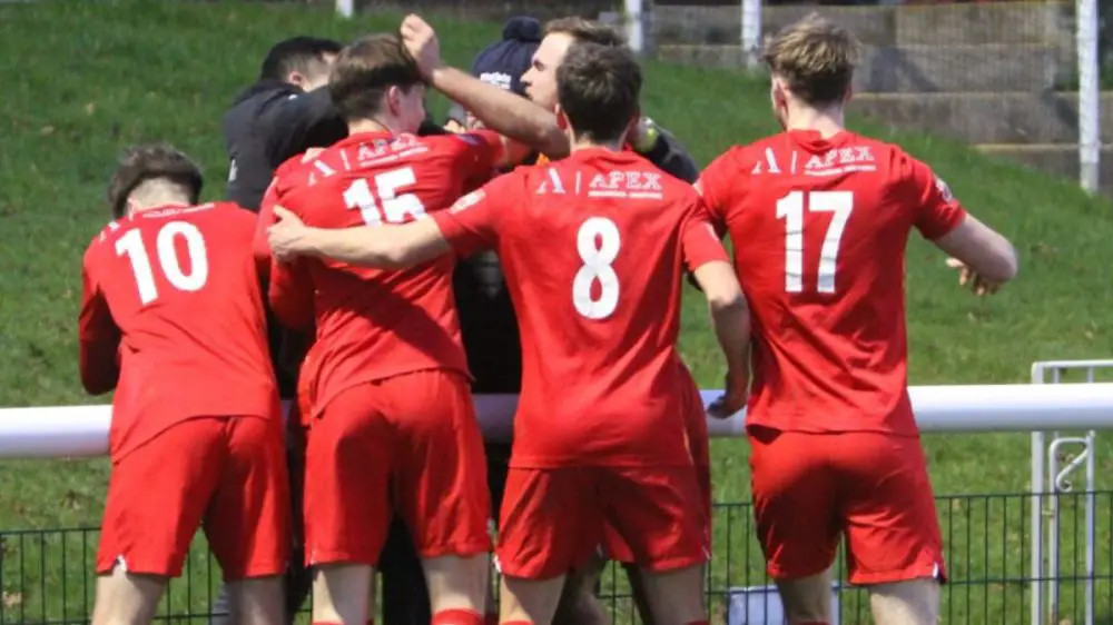 Binfield's players celebrate Southall win. Photo: Daisy Spiers.