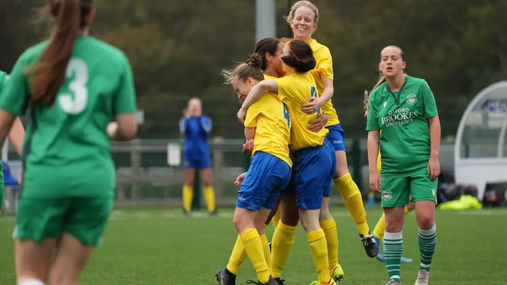 Ascot United celebrate scoring against Oxford City in the Third Round Qualifying Photo: David Bell