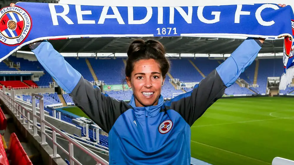 England's most capped player Fara Williams has joined Reading Women.