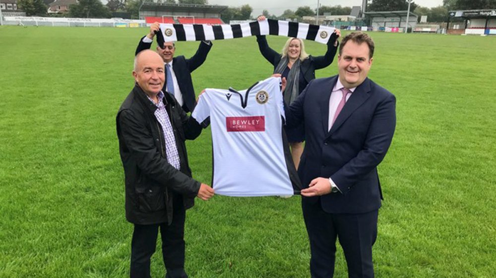 Hungerford Town chairman Patrick Chambers with Andrew Brooks, Managing Director of Bewley Homes. Photo: Rockstone Communications on behalf of Bewley Homes