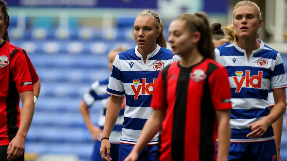 Kiera Skeels in action for Reading FC Women against Lewes. Photo: Neil Graham / ngsportsphotography.com
