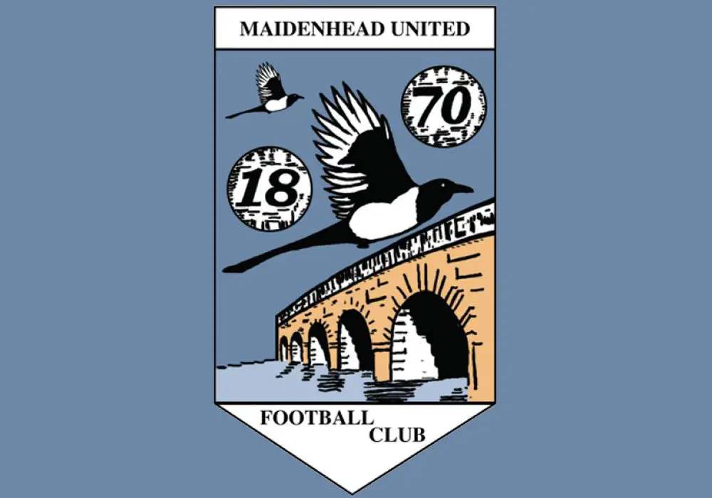Maidenhead-United-badge