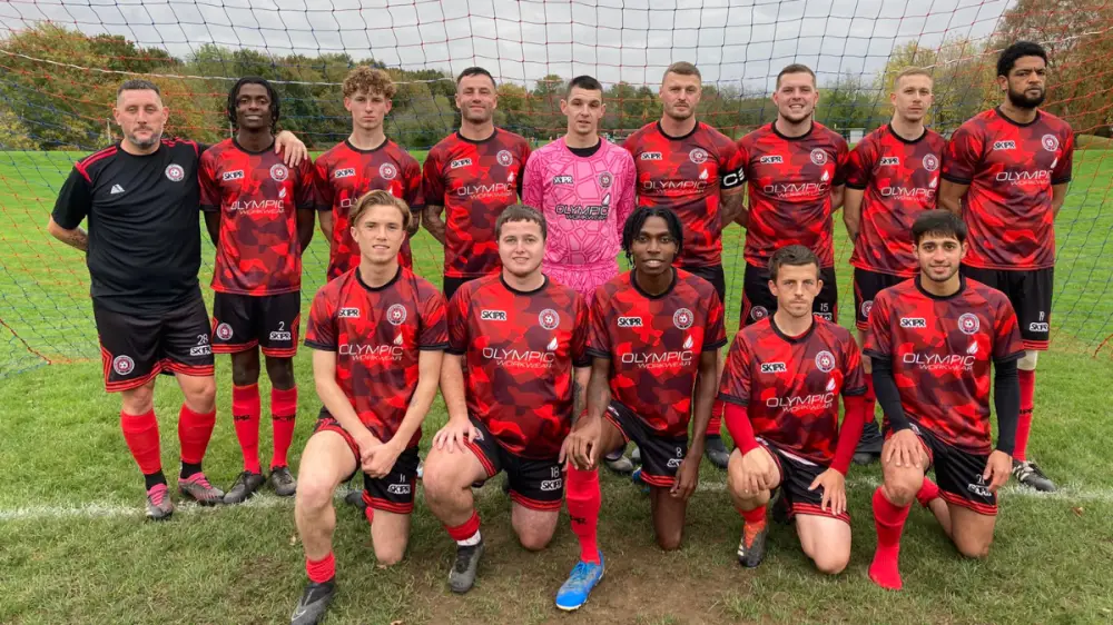 Slough Heating Laurencians Reserves. Photo: Rob Stephens.