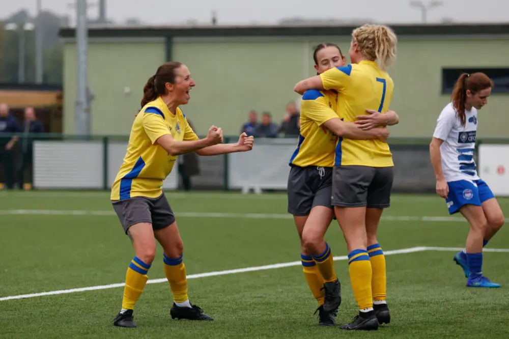 Woodley United celebrate winning in the Adobe Women's FA Cup (Andy Wicks)