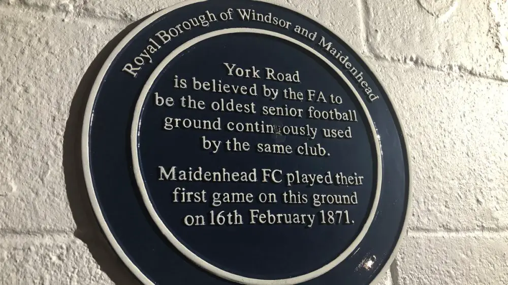 The blue plaque at York Road. Photo: Tom Canning.